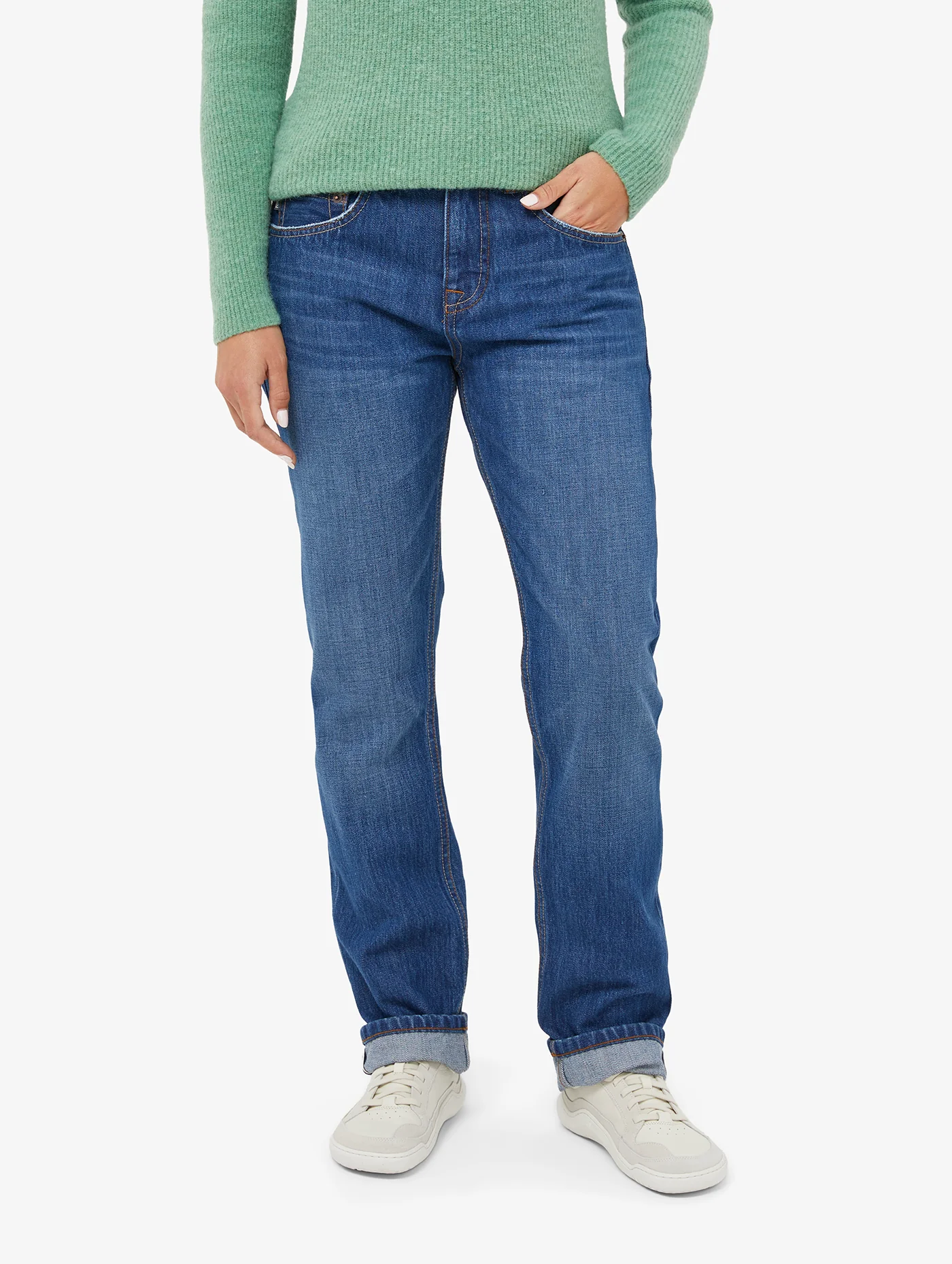 Women's Liby Straight Selvedge Jean (Mid Wash) - Image 5
